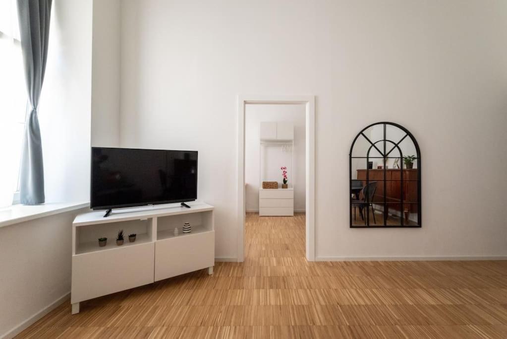 Pristine 1Br Steps From City By Hm 维也纳 外观 照片